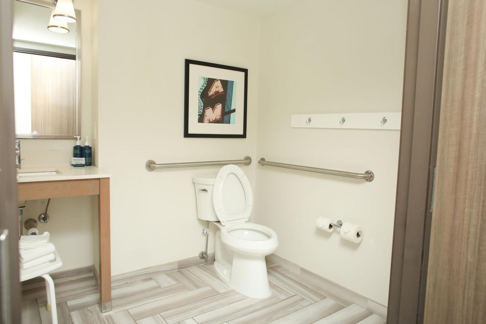 Four Points By Sheraton Midland Luaran gambar