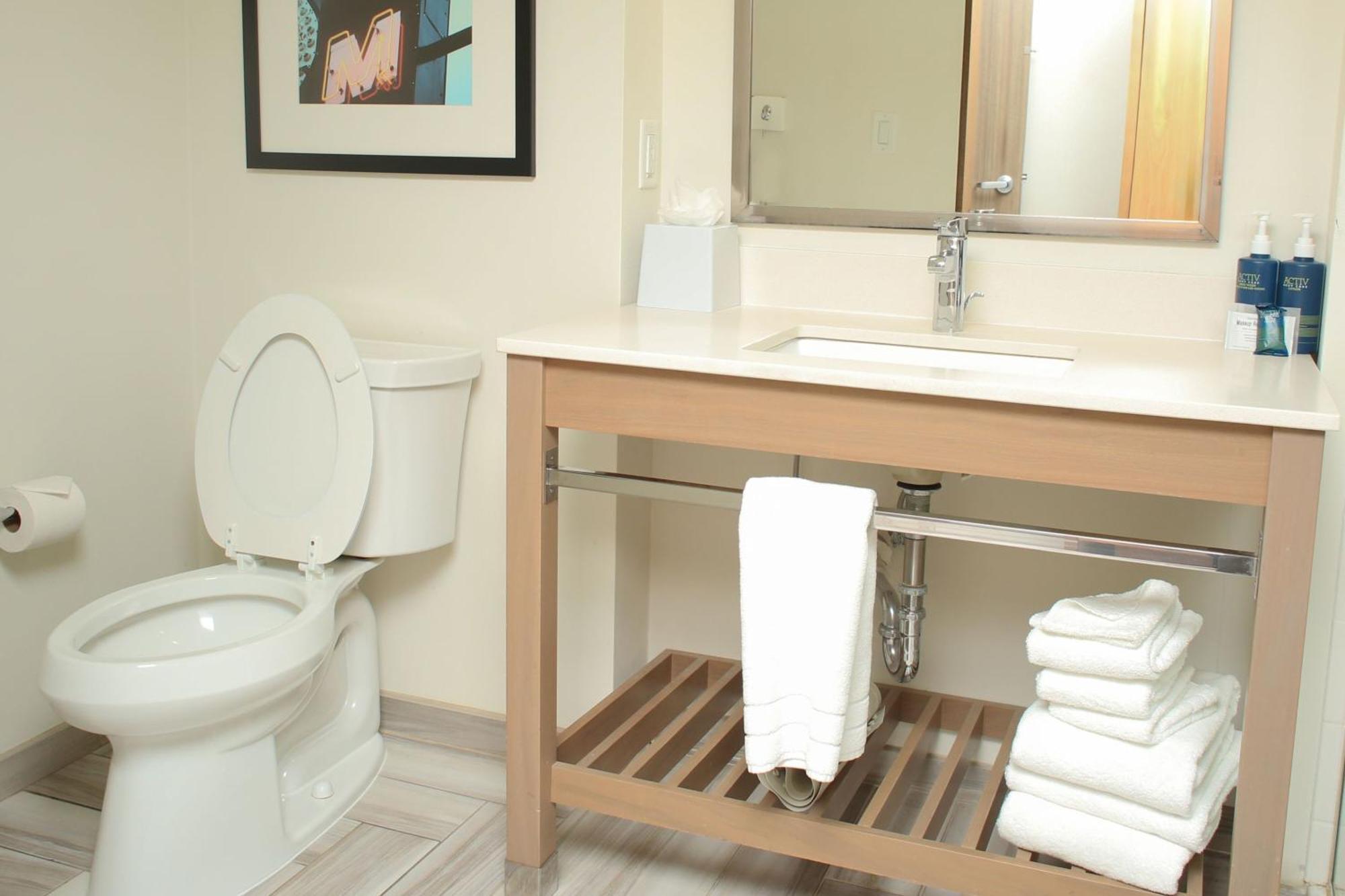 Four Points By Sheraton Midland Luaran gambar