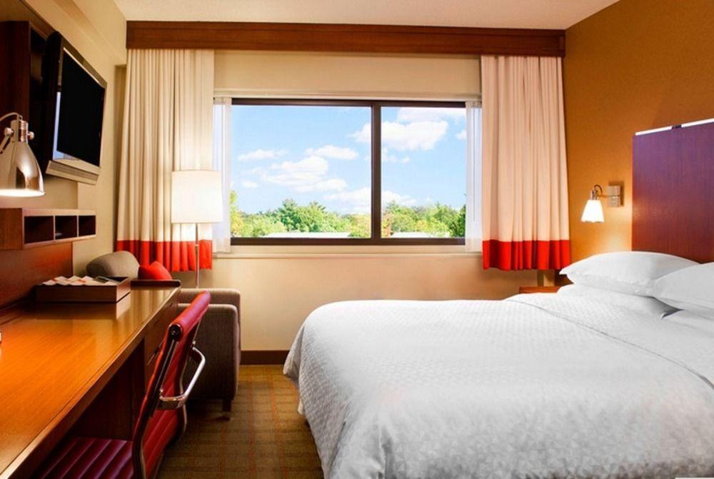 Four Points By Sheraton Midland Luaran gambar